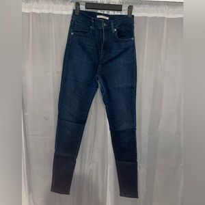 Mike high rise super skinny levis jeans. Dark blue size 27x32